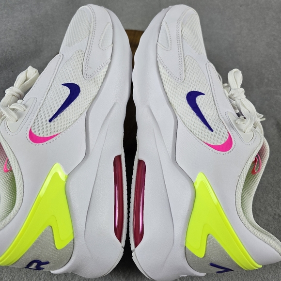 Nike womens air max bolt, amd white indigo burst pink blast siz 10 sneakers shoe - Picture 7 of 9